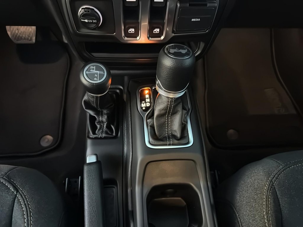 Jeep WRANGLER SPORT 2025 à Sherbrooke, Québec - 14 - w1024h768px