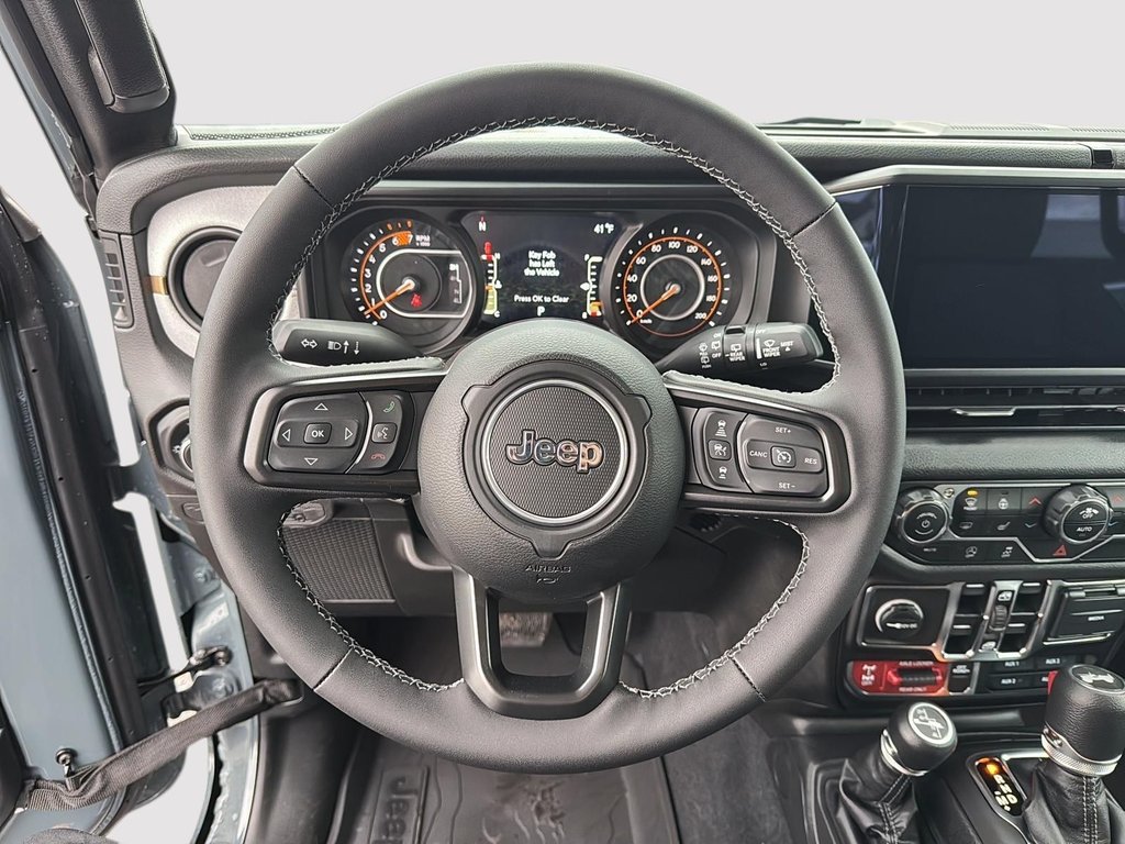 2025 Jeep Wrangler Willys in St-Jean-Sur-Richelieu, Quebec - 9 - w1024h768px
