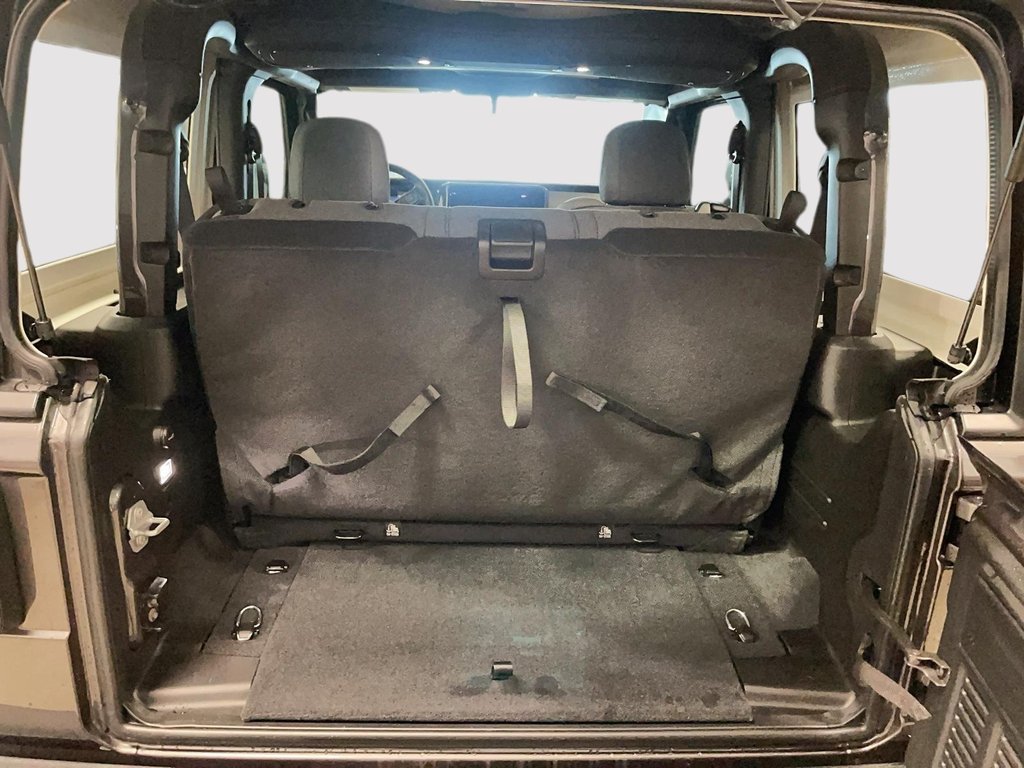 Jeep Wrangler SPORT 2026 à St-Jean-Sur-Richelieu, Québec - 6 - w1024h768px