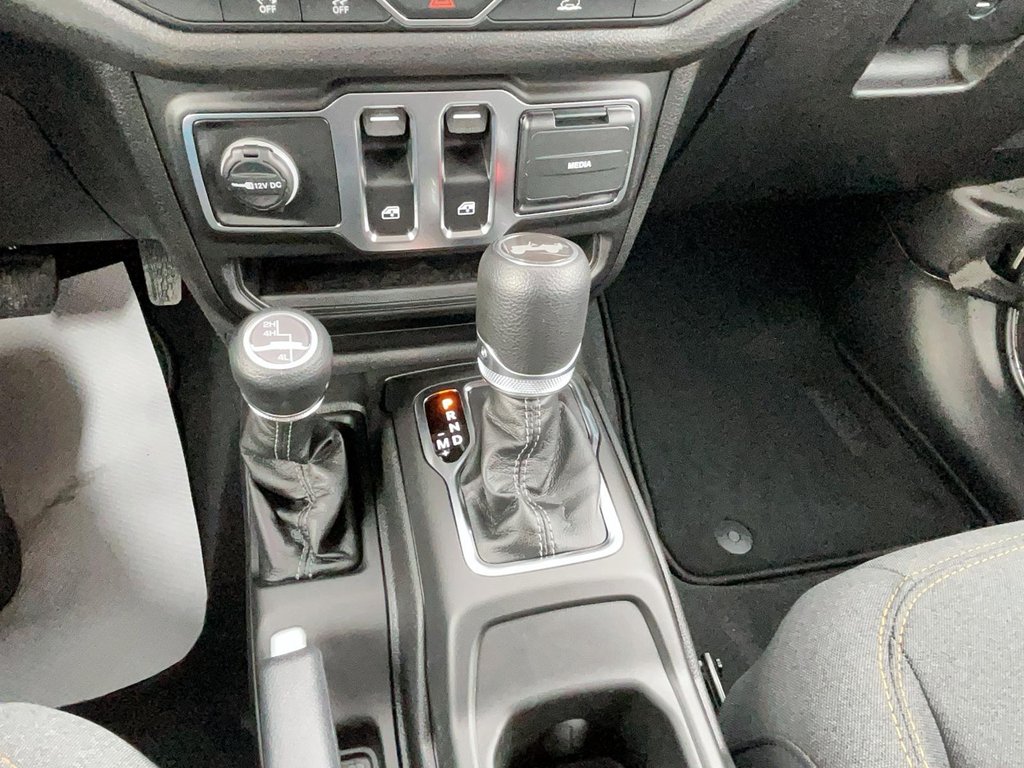 Jeep Wrangler SPORT 2026 à St-Jean-Sur-Richelieu, Québec - 15 - w1024h768px