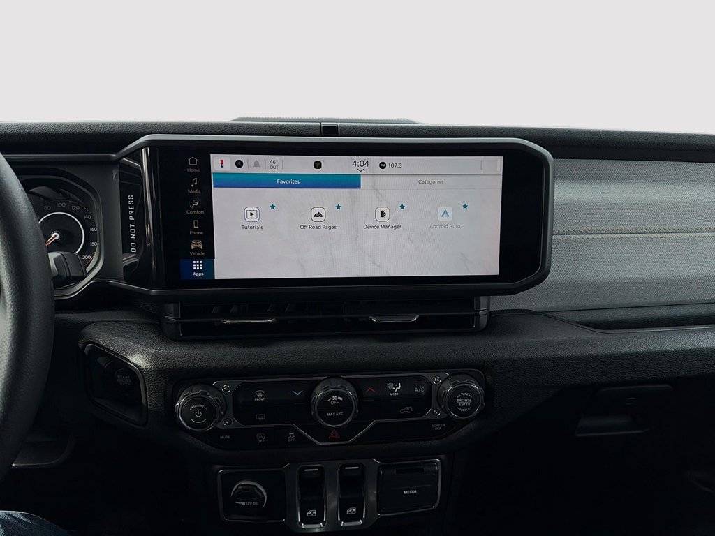 2026 Jeep Wrangler SPORT in Sherbrooke, Quebec - 16 - w1024h768px