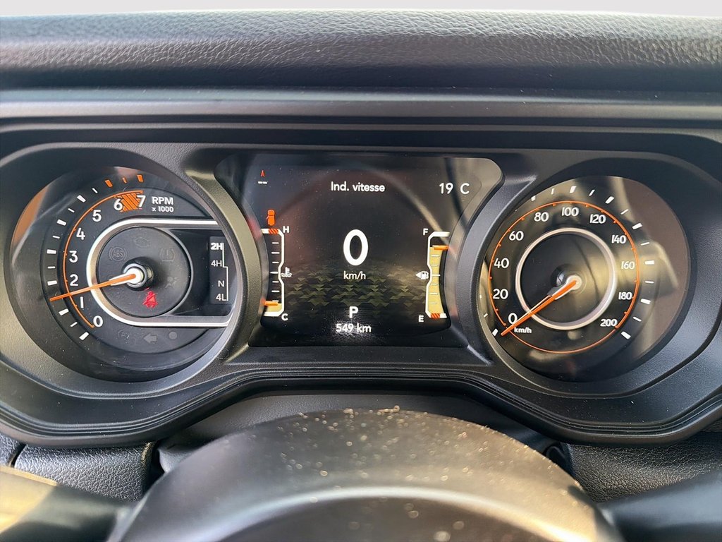 2026 Jeep Wrangler Willys X-TREME 35POUCES in St-Jean-Sur-Richelieu, Quebec - 13 - w1024h768px