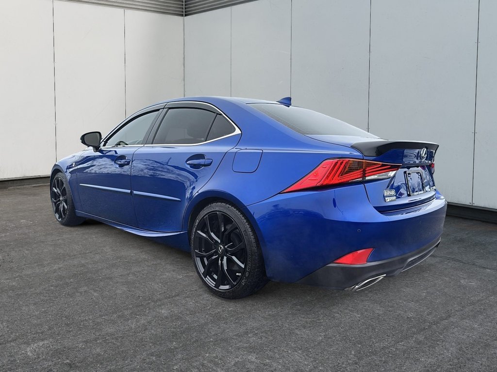 2020 Lexus IS 350 in St-Jean-Sur-Richelieu, Quebec - 4 - w1024h768px