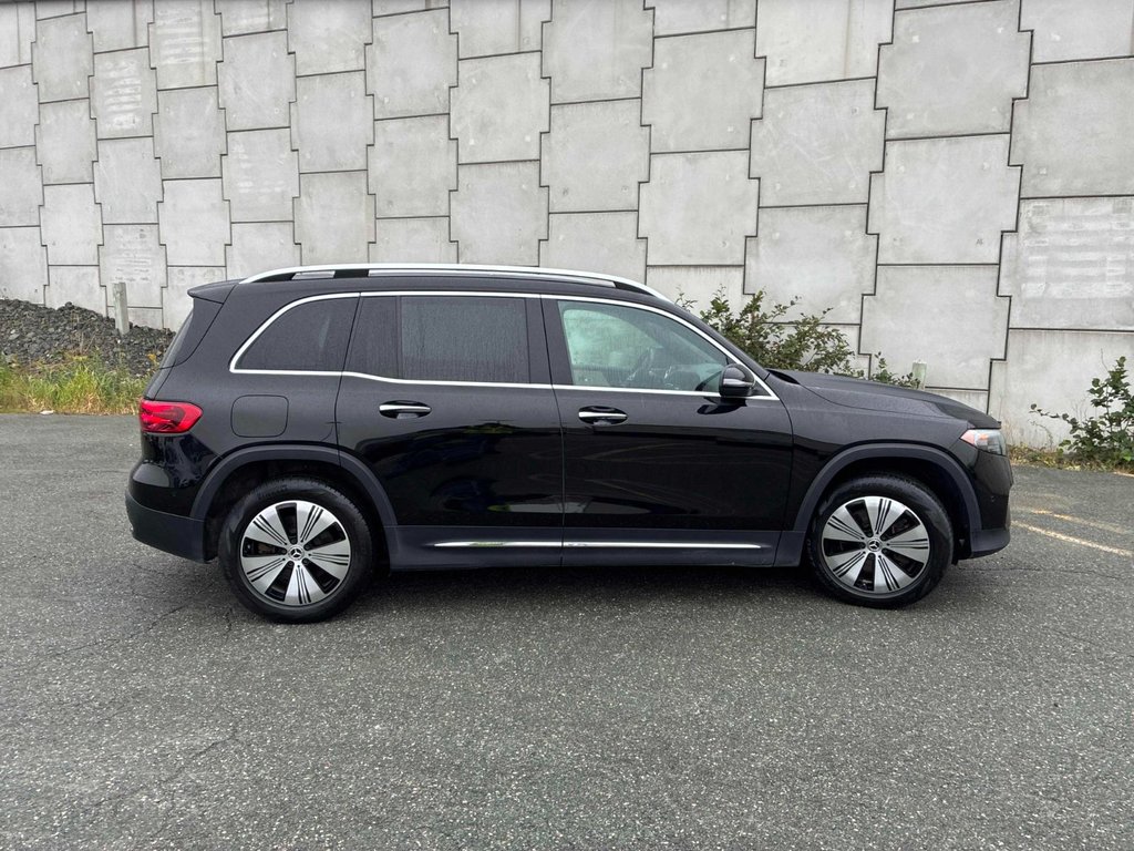Mercedes-Benz EQB 300 AWD 2024 à St-Jean-Sur-Richelieu, Québec - 5 - w1024h768px