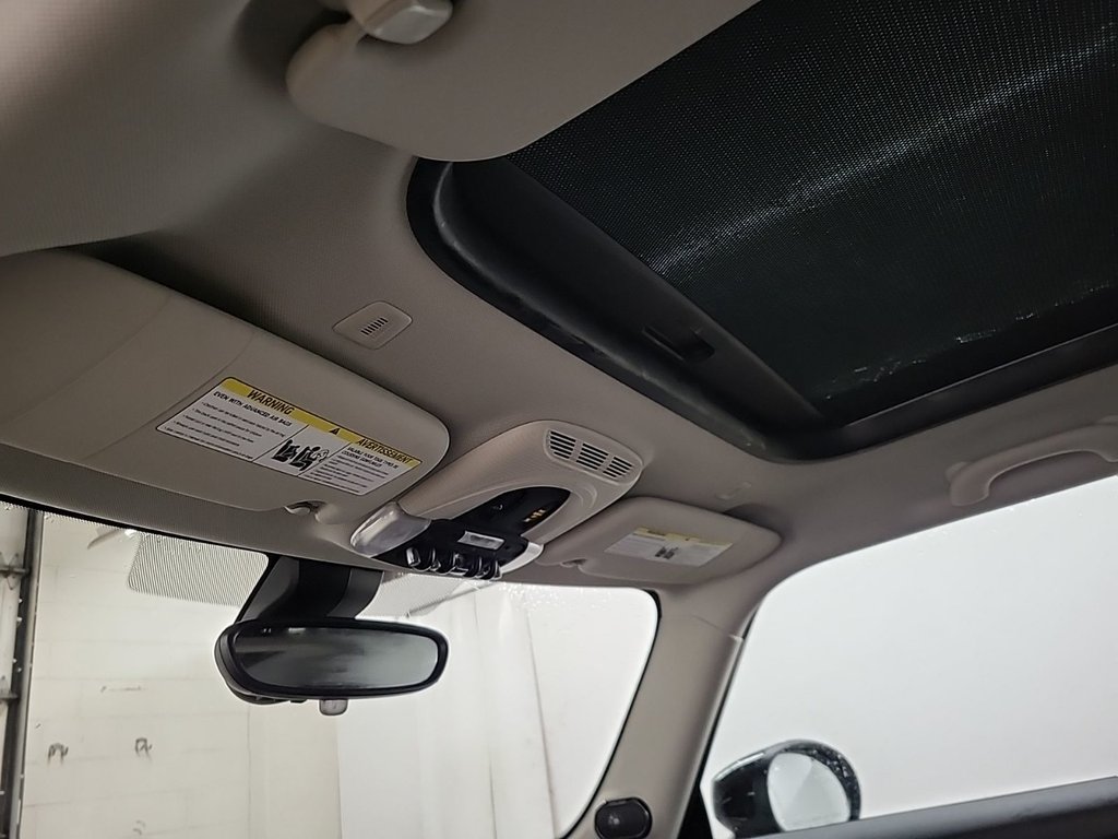 MINI 3 Door Cooper SE PREMIER 2024 à St-Jean-Sur-Richelieu, Québec - 10 - w1024h768px