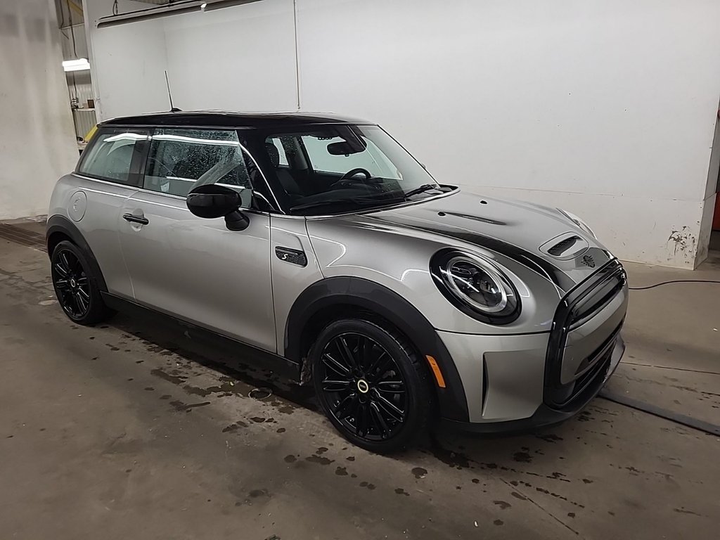 MINI 3 Door Cooper SE PREMIER 2024 à St-Jean-Sur-Richelieu, Québec - 9 - w1024h768px