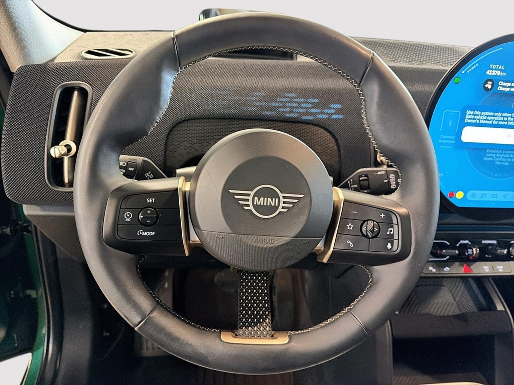 2025 MINI Countryman SE ALL4 in St-Jean-Sur-Richelieu, Quebec - 12 - w1024h768px