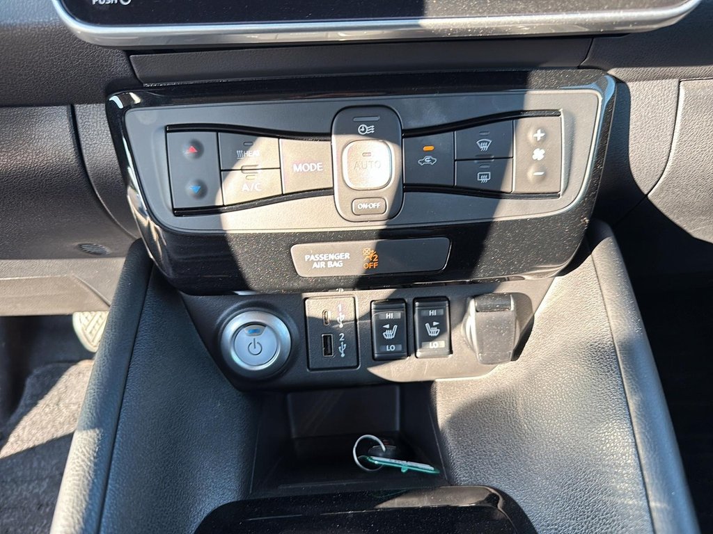 Nissan Leaf SL PLUS CUIR NAVIGATION 2023 à Saint-Hyacinthe, Québec - 14 - w1024h768px