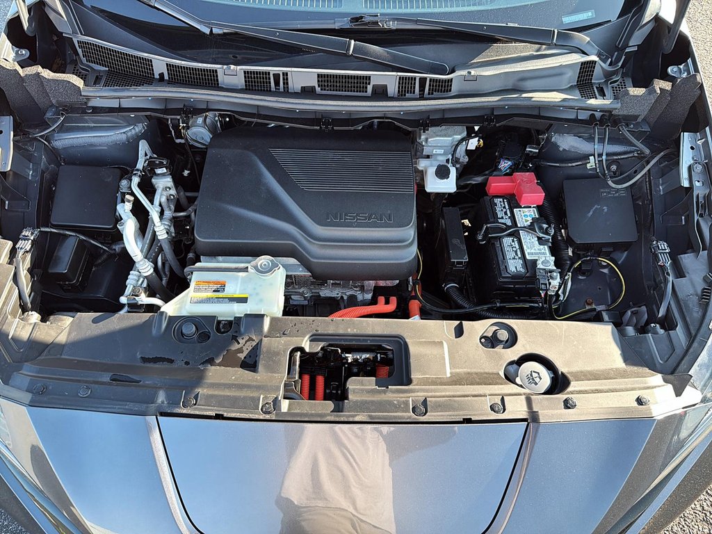 Nissan Leaf SL PLUS CUIR NAVIGATION 2023 à Saint-Hyacinthe, Québec - 8 - w1024h768px