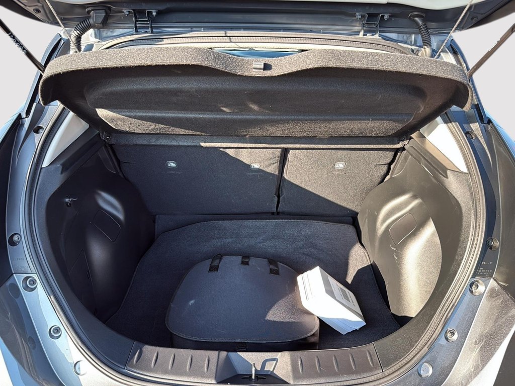 Nissan Leaf SL PLUS CUIR NAVIGATION 2023 à Saint-Hyacinthe, Québec - 6 - w1024h768px