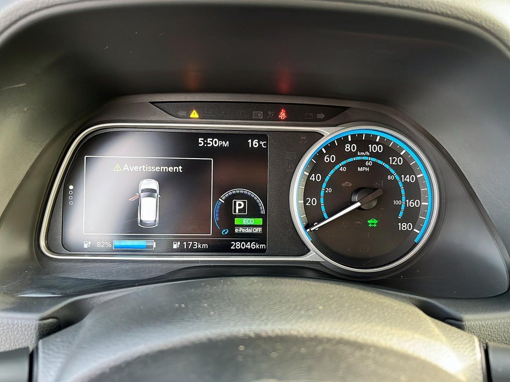 Nissan Leaf SV NAVIGATION 2023 à Sherbrooke, Québec - 13 - w1024h768px