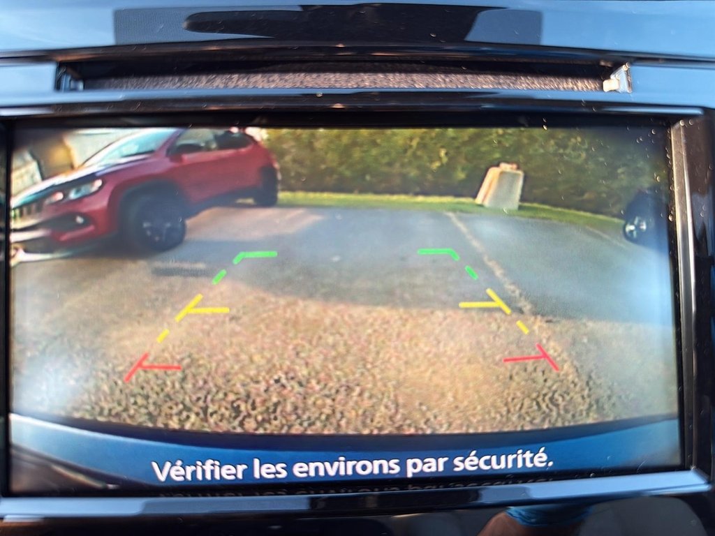Nissan Qashqai SV AWD // TOIT OUVRANT // SIÈGES CHAUFFANTS 2023 à St-Jean-Sur-Richelieu, Québec - 18 - w1024h768px