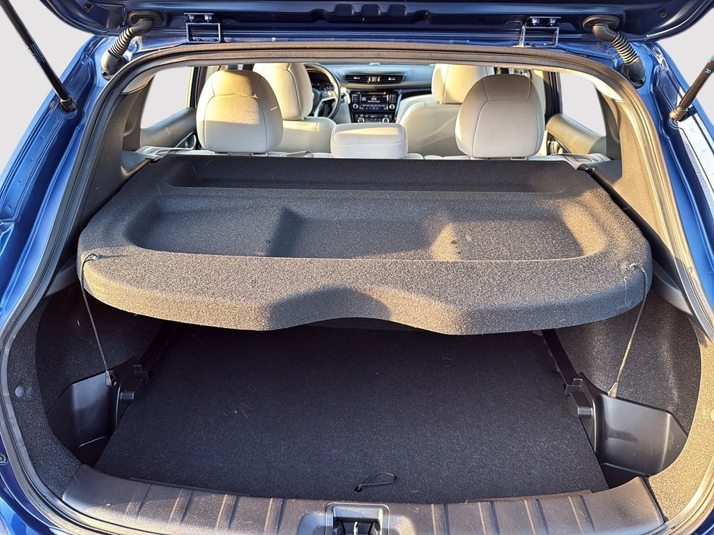 Nissan Qashqai SV AWD // TOIT OUVRANT // SIÈGES CHAUFFANTS 2023 à St-Jean-Sur-Richelieu, Québec - 6 - w1024h768px
