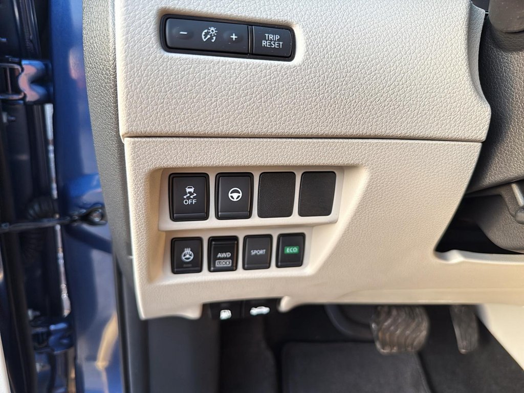 Nissan Qashqai SV AWD // TOIT OUVRANT // SIÈGES CHAUFFANTS 2023 à St-Jean-Sur-Richelieu, Québec - 16 - w1024h768px