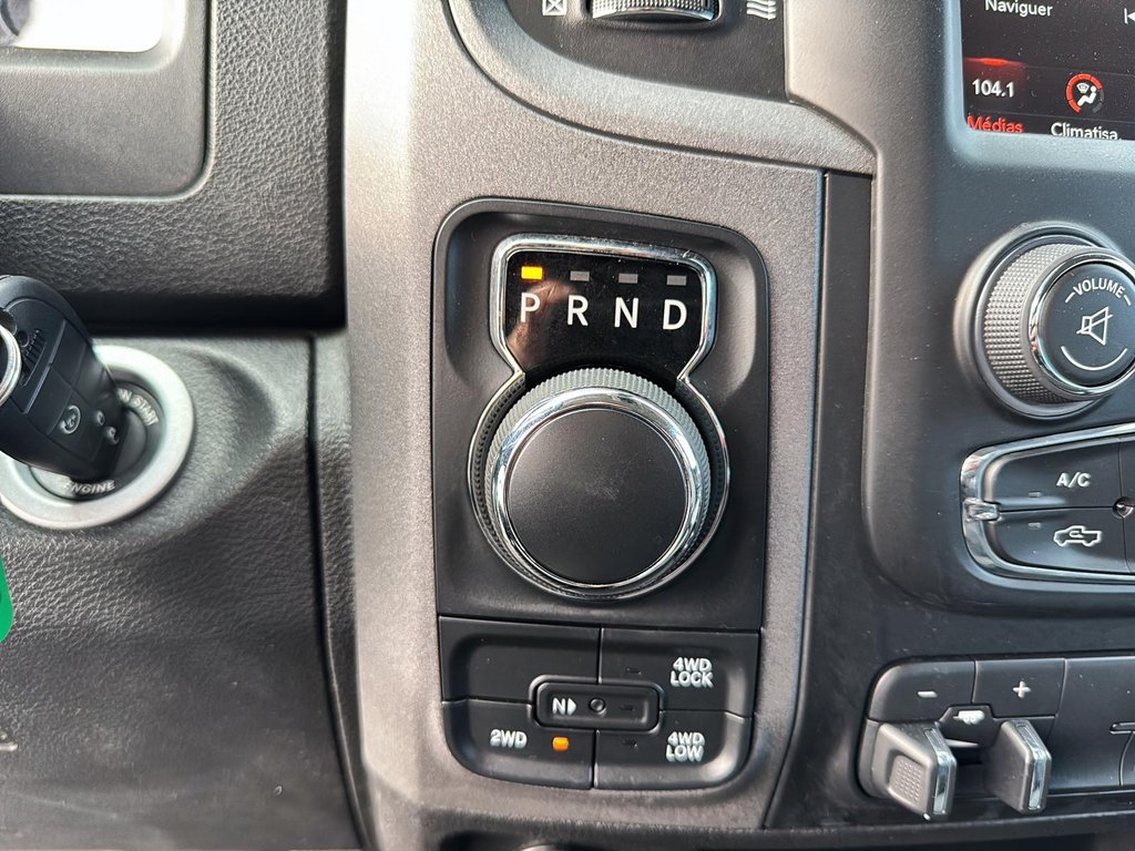 Ram 1500 Classic Express 2021 à St-Jean-Sur-Richelieu, Québec - 15 - w1024h768px