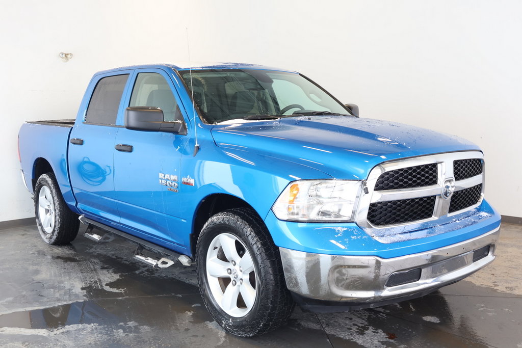 Ram 1500 Classic SLT - V8 - CREWCAB 2022 à St-Jean-Sur-Richelieu, Québec - 4 - w1024h768px