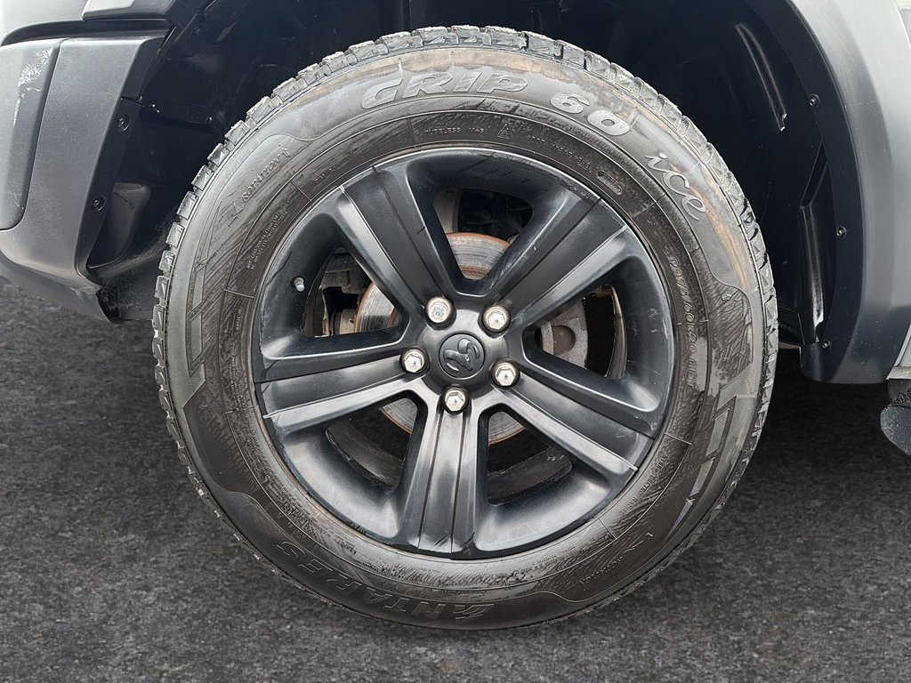 Ram 1500 Classic Warlock 2022 à St-Jean-Sur-Richelieu, Québec - 7 - w1024h768px