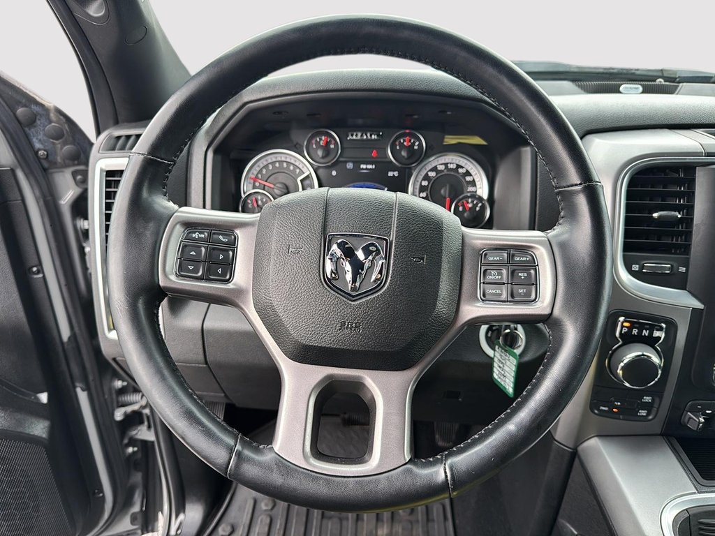 Ram 1500 Classic Warlock 2022 à St-Jean-Sur-Richelieu, Québec - 12 - w1024h768px