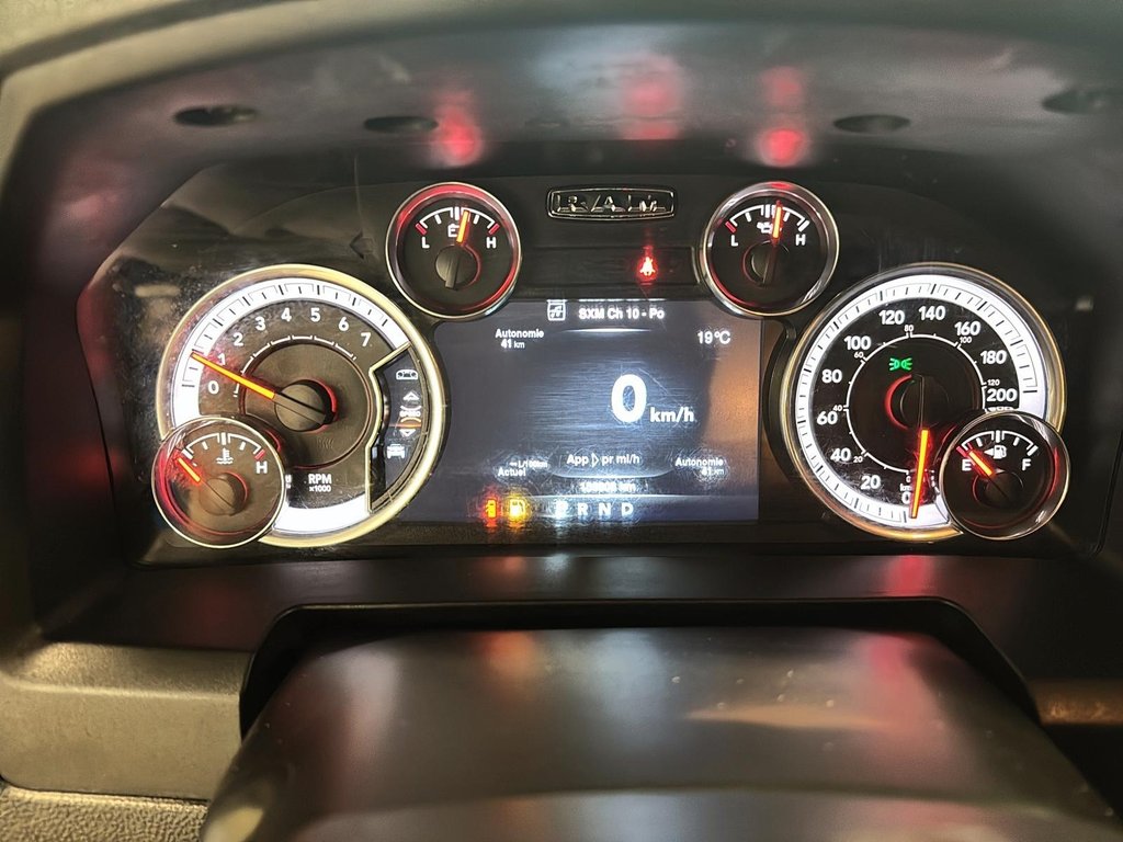 Ram 1500 Classic Warlock 2022 à St-Jean-Sur-Richelieu, Québec - 13 - w1024h768px
