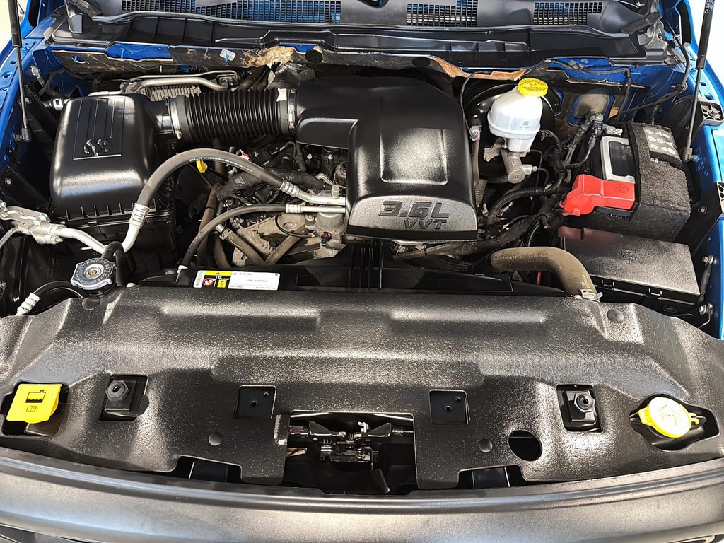 Ram 1500 Classic Warlock 2022 à St-Jean-Sur-Richelieu, Québec - 8 - w1024h768px