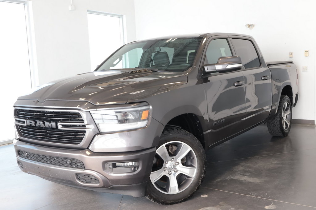 1500 Sport Crewcab V8 4X4 2020 à St-Jean-Sur-Richelieu, Québec - 1 - w1024h768px