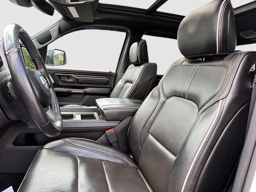 2020 Ram 1500 LIMITED 4X4 CREW CAB // DIESEL // TOIT PANORAMIQUE in St-Jean-Sur-Richelieu, Quebec - 9 - w1024h768px