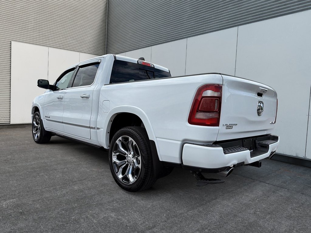 2020 Ram 1500 LIMITED 4X4 CREW CAB // DIESEL // TOIT PANORAMIQUE in St-Jean-Sur-Richelieu, Quebec - 4 - w1024h768px