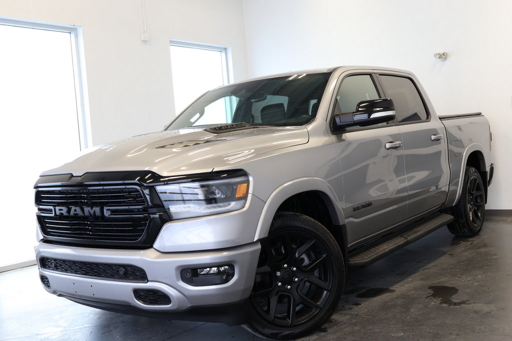 2022  1500 Laramie Night CrewCab V8 4X4 in St-Jean-Sur-Richelieu, Quebec - 1 - w1024h768px