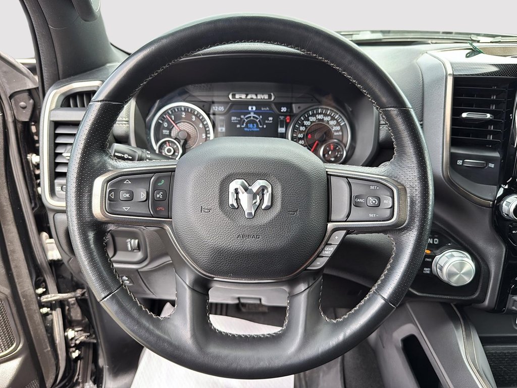 Ram 1500 SPORT CREWCAB | BOÎTE 6.4 | FULL CUIR 2022 à St-Jean-Sur-Richelieu, Québec - 12 - w1024h768px
