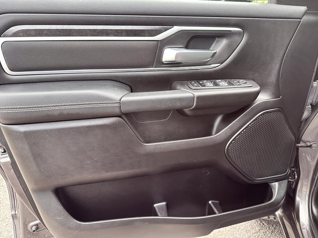 Ram 1500 Big Horn 2023 à St-Jean-Sur-Richelieu, Québec - 11 - w1024h768px