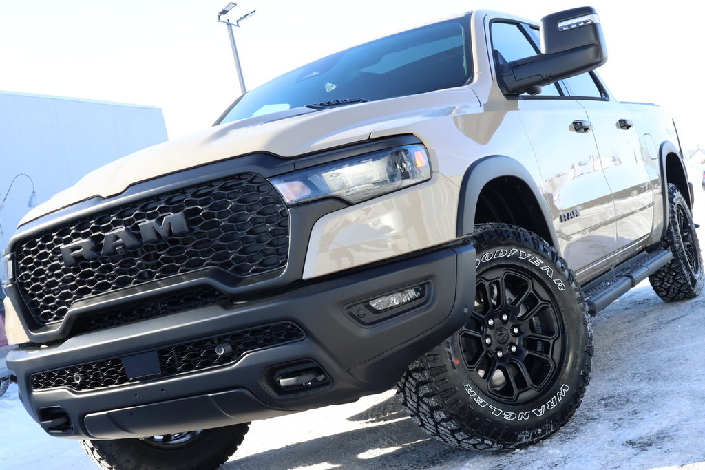 Ram 1500 REBEL 2025 à Sherbrooke, Québec - 2 - w1024h768px