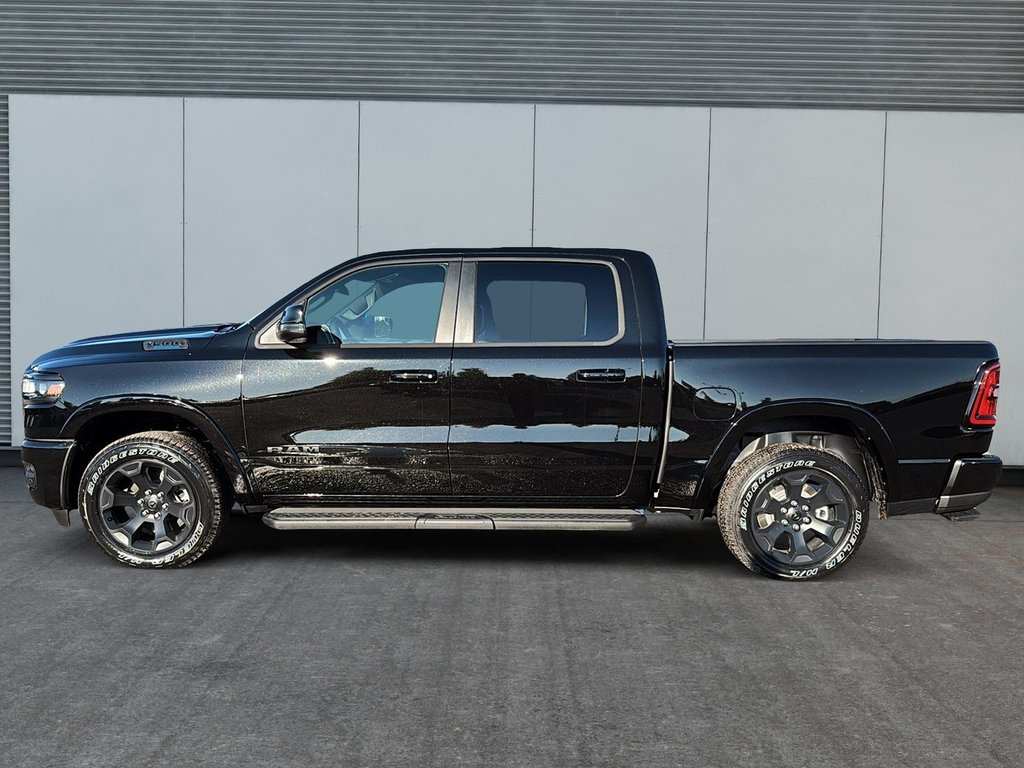2025 Ram 1500 BIG HORN in St-Jean-Sur-Richelieu, Quebec - 5 - w1024h768px