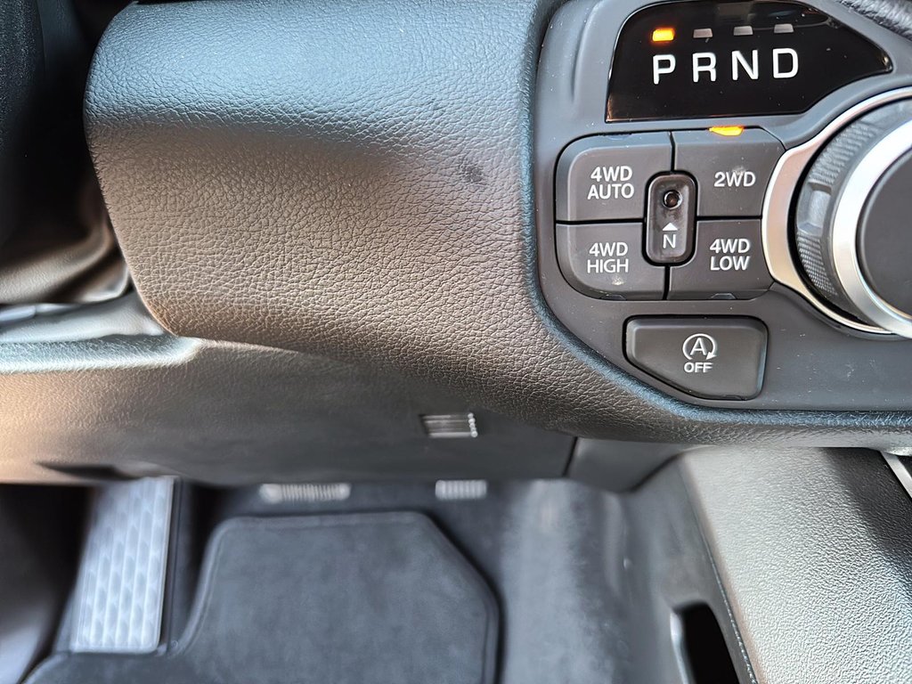 2025 Ram 1500 BIG HORN in St-Jean-Sur-Richelieu, Quebec - 16 - w1024h768px