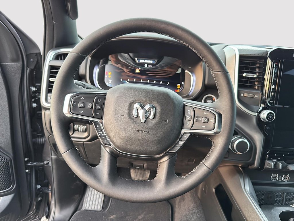Ram 1500 BIG HORN 2025 à St-Jean-Sur-Richelieu, Québec - 12 - w1024h768px