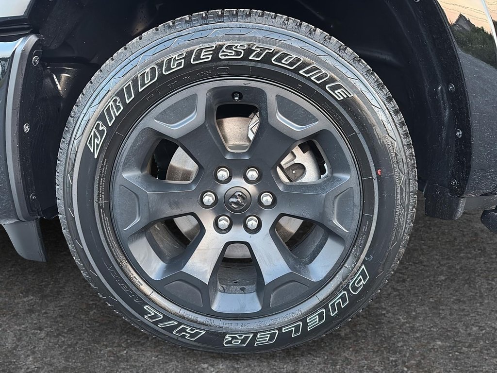 2025 Ram 1500 BIG HORN in St-Jean-Sur-Richelieu, Quebec - 7 - w1024h768px