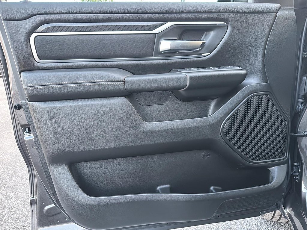 Ram 1500 BIG HORN 2025 à St-Jean-Sur-Richelieu, Québec - 10 - w1024h768px