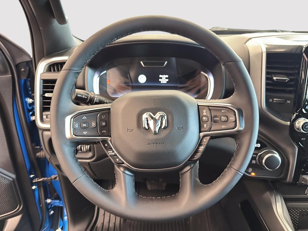Ram 1500 BIG HORN 2025 à St-Jean-Sur-Richelieu, Québec - 11 - w1024h768px