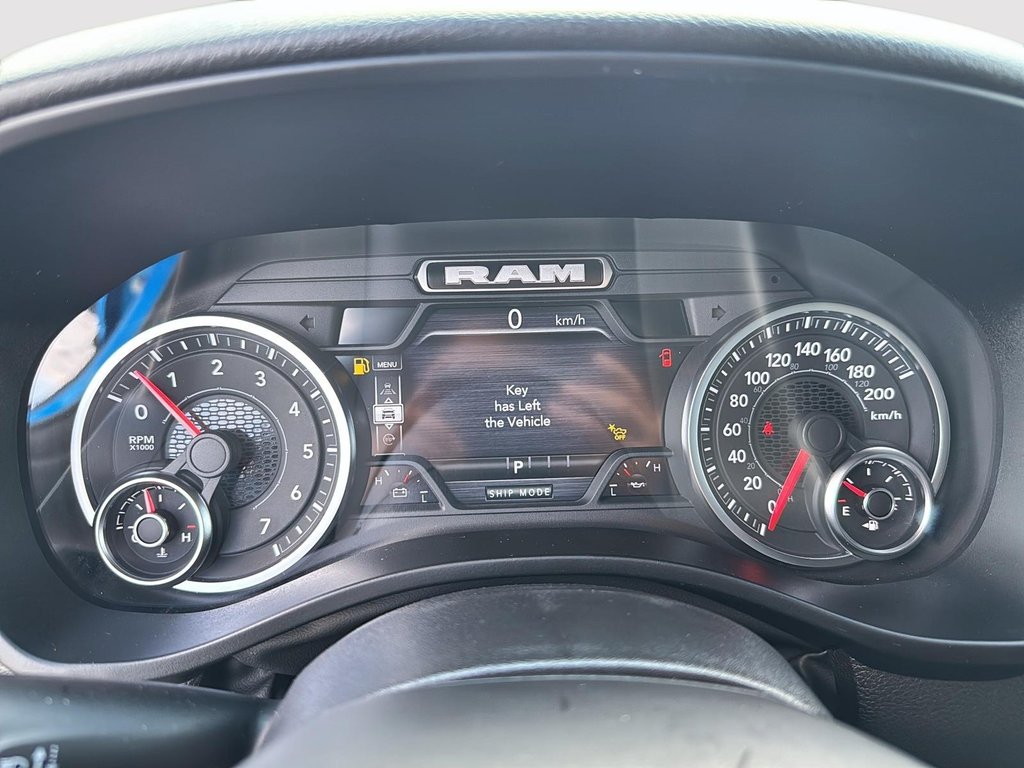 Ram 1500 WARLOCK 2025 à St-Jean-Sur-Richelieu, Québec - 13 - w1024h768px