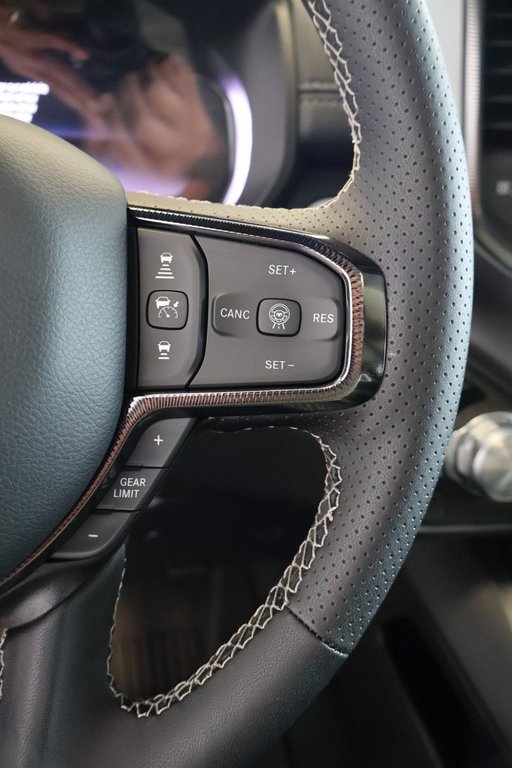 Ram 1500 SPORT 2025 à St-Jean-Sur-Richelieu, Québec - 14 - w1024h768px