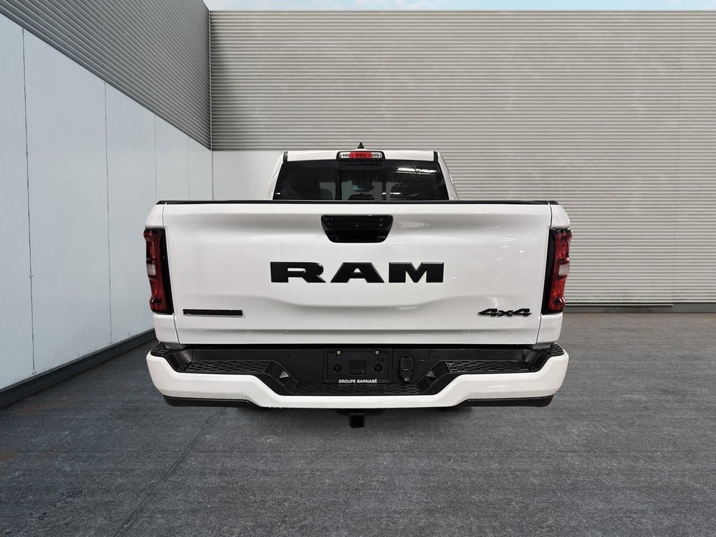 2025 Ram 1500 BIG HORN in Sherbrooke, Quebec - 3 - w1024h768px