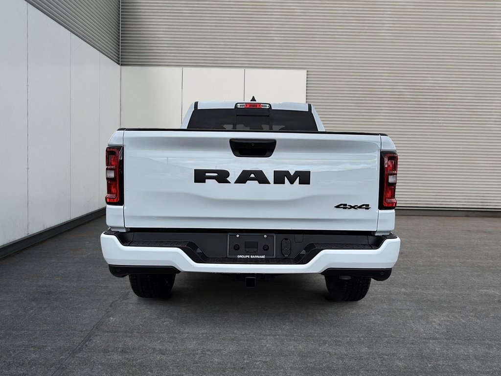 Ram 1500 TRADESMAN 2025 à Sherbrooke, Québec - 3 - w1024h768px