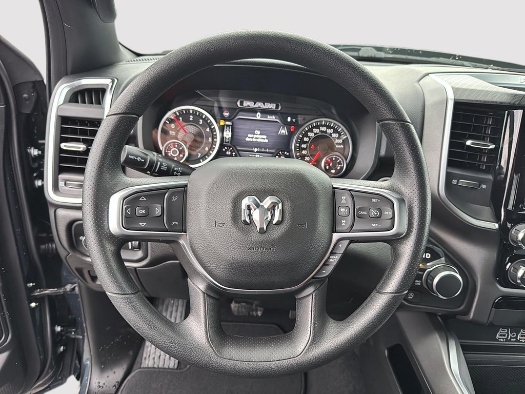 Ram 1500 TRADESMAN 2025 à Sherbrooke, Québec - 12 - w1024h768px