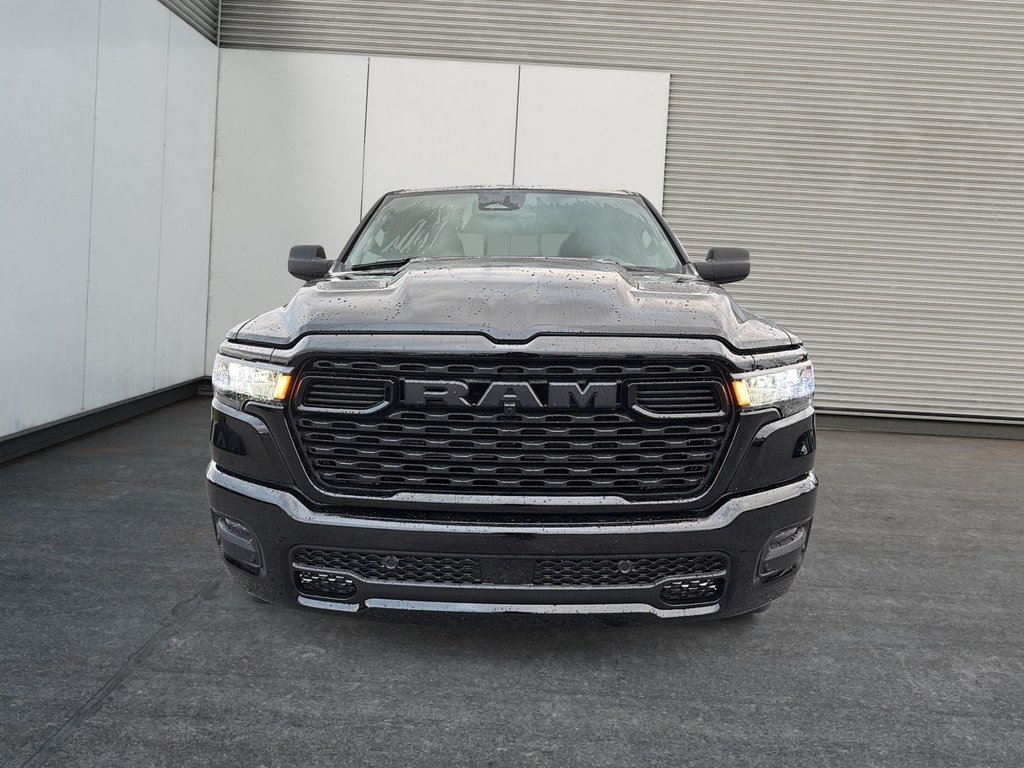Ram 1500 TRADESMAN 2025 à Sherbrooke, Québec - 2 - w1024h768px
