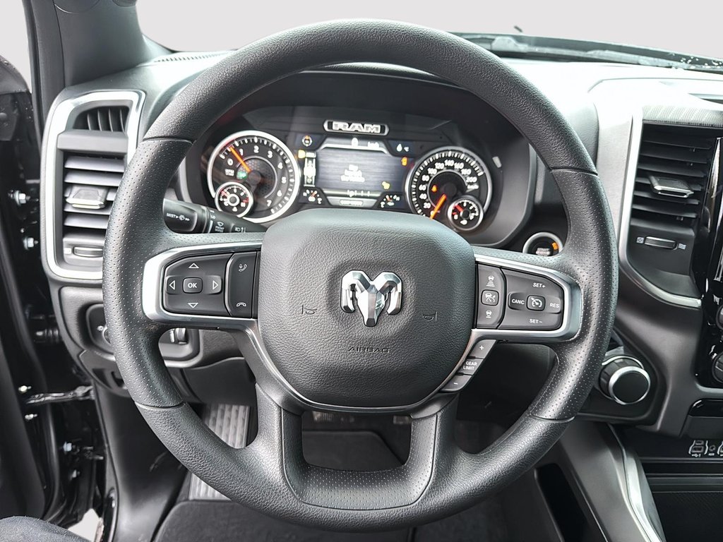 Ram 1500 TRADESMAN 2025 à Sherbrooke, Québec - 12 - w1024h768px