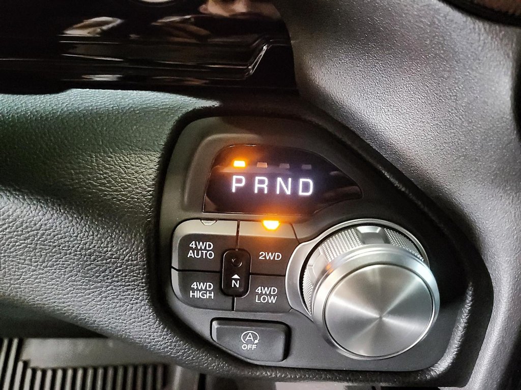 2025 Ram 1500 Sport in St-Jean-Sur-Richelieu, Quebec - 16 - w1024h768px