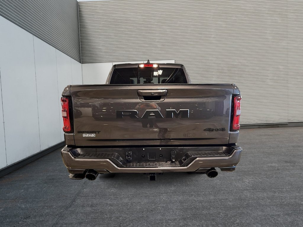 Ram 1500 SPORT 2026 à Sherbrooke, Québec - 3 - w1024h768px