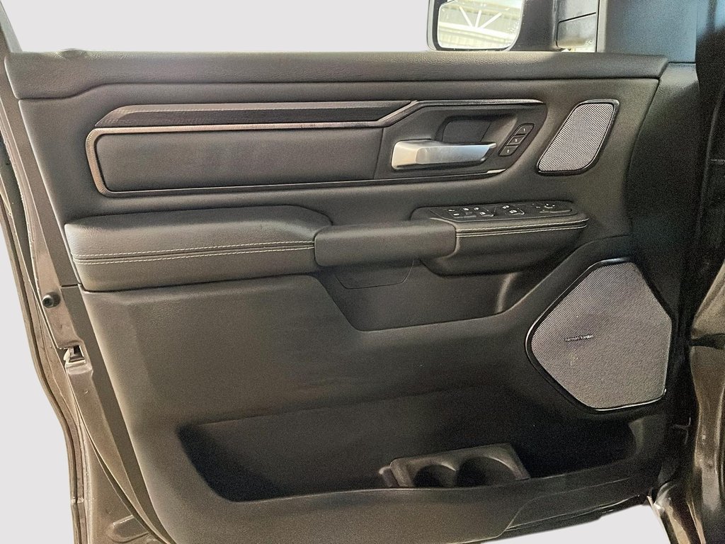 Ram 1500 SPORT 2026 à Sherbrooke, Québec - 10 - w1024h768px