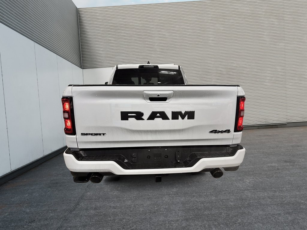 Ram 1500 SPORT 2026 à Sherbrooke, Québec - 3 - w1024h768px