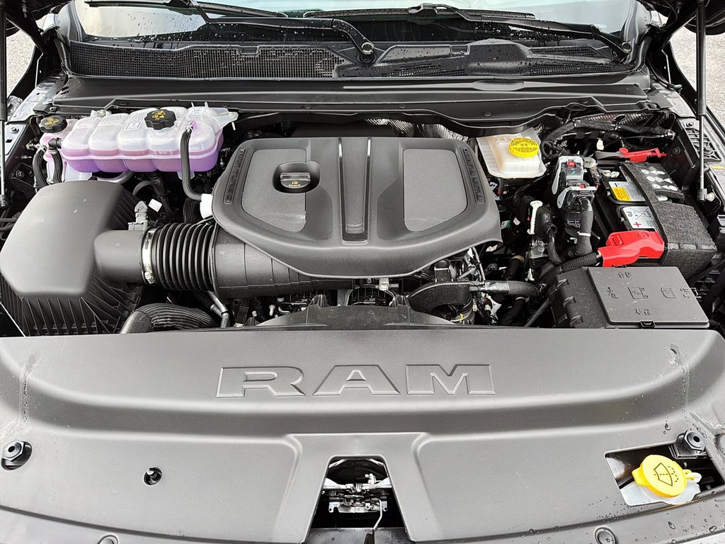 2026 Ram 1500 SPORT in Sherbrooke, Quebec - 8 - w1024h768px