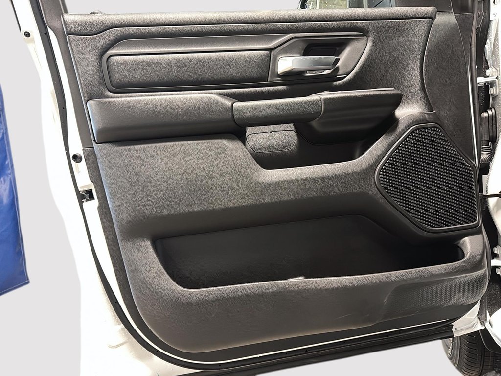 Ram 1500 EXPRESS 2026 à Sherbrooke, Québec - 11 - w1024h768px